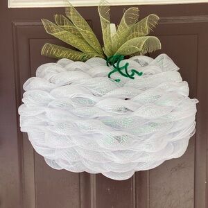 Elegant White Pumkin Holiday Wreath